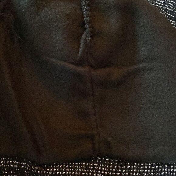 Knit Beanie Silver and Black - Picture 5 of 5